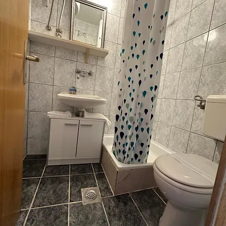Apartment Way