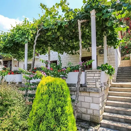 Way * Trpanj